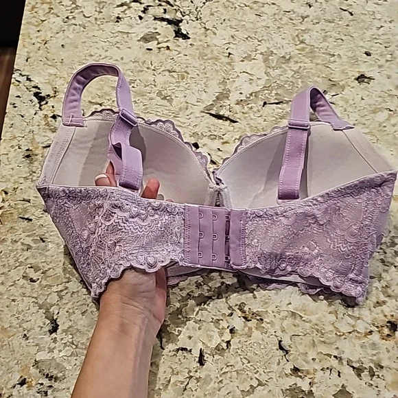 Camio Mio Bra! 32DDD - Picture 2 of 3